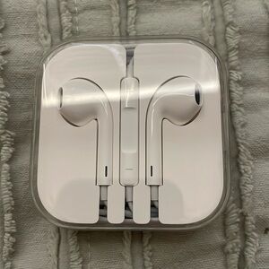 Apple Headphones